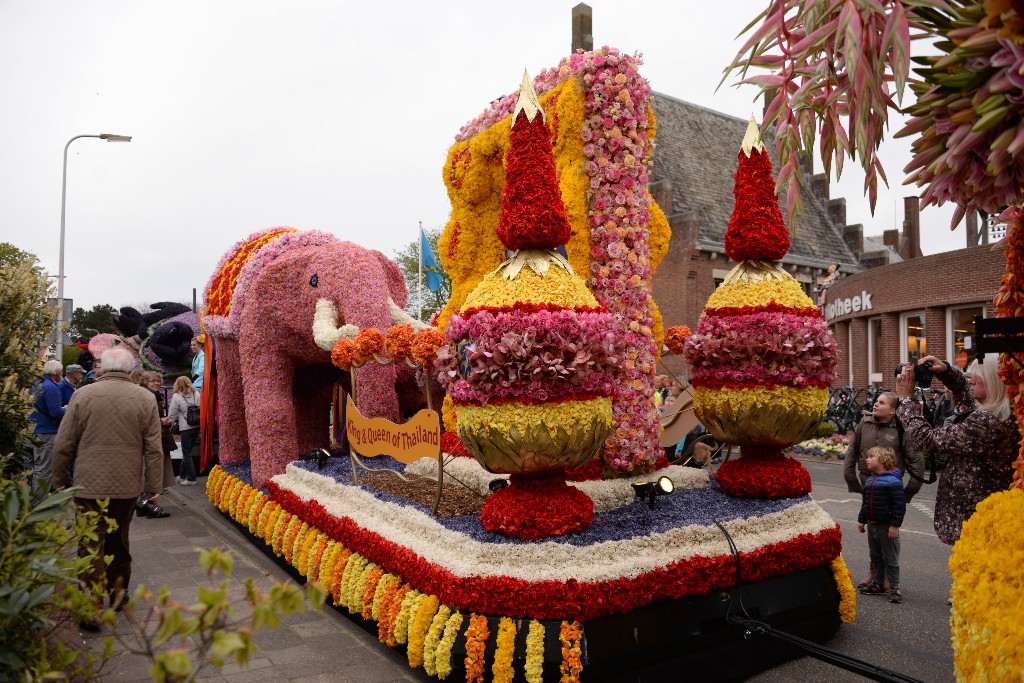 ../Images/Bloemencorso Noordwijkerhout 106.jpg